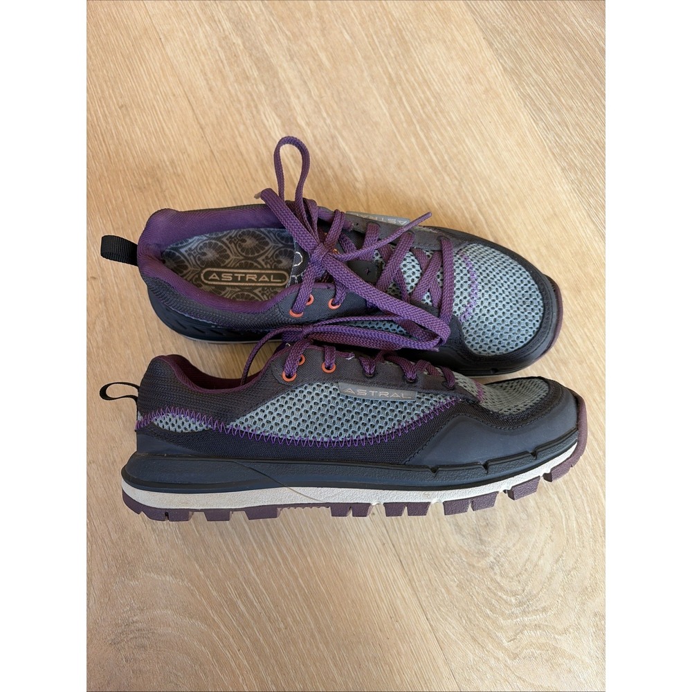 Astral TR1 Junction Shoes Womens Size 6.5  Deep Water Navy Outdoor Trail
